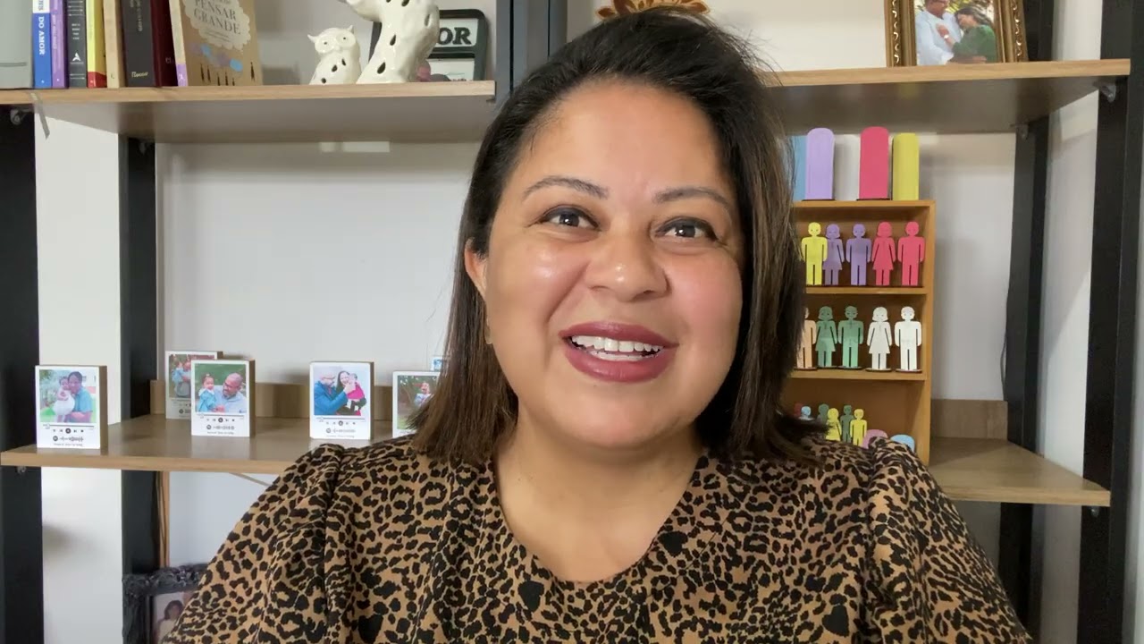 Apresentação Ariane Araújo