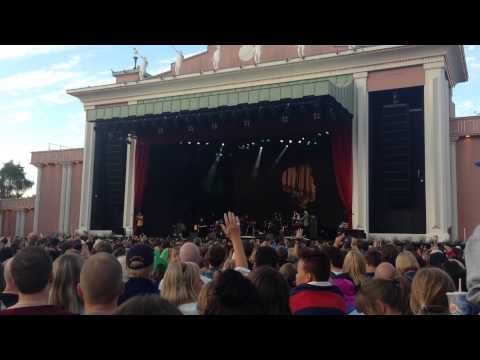 Timbuktu Svart duvor & vissna liljor 30 Maj 2014 Liseberg