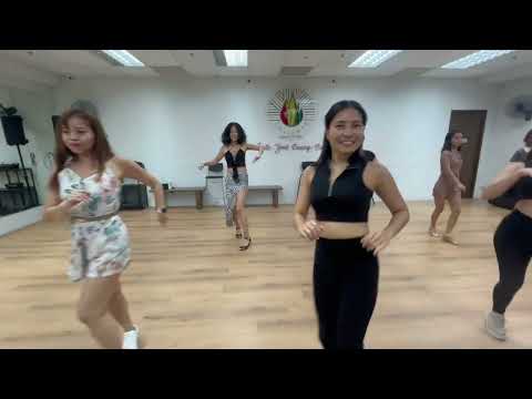 Caliente Dance Studio Singapore Bachata shines class showcase Johnny Sky - Call On Me