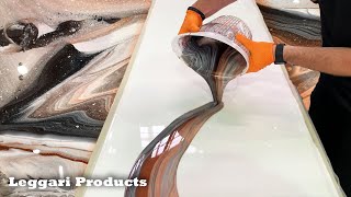 מדריך לטכניקת שפיכת אפוקסי מלוכלכת על משטחי עבודה מותאמים אישית | רעיונות לשיפוץ משטח עבודה בעצמך