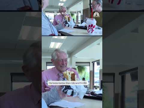 92-year-old Chick-fil-A employee says he doesn't plan to quit anytime soon