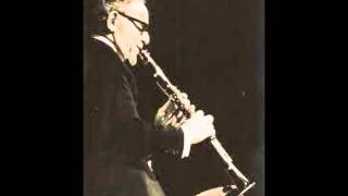 Benny Goodman - Jumpin' at The Woodside