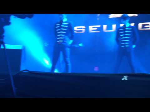 230911 F1 CONCERT SEUNGRI - VVIP