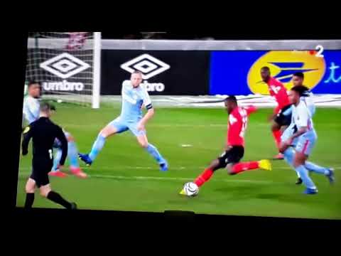 Magnifique but de Guingamp  Monaco 2 2 eag asm  2 2