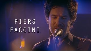 PIERS FACCINI - BRING DOWN THE WALL - LIVE @ LE PONT DES ARTISTES #10