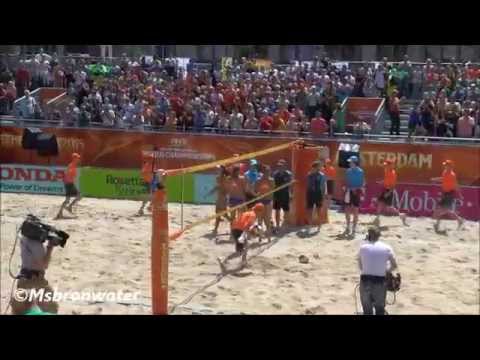 WK Beachvolleybal 2015 Larissa/Talita-van Gestel/van der Vlist 2-1
