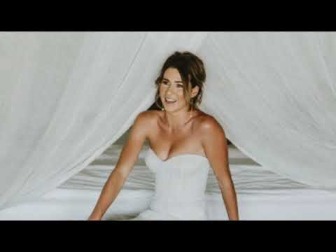 We did it team ! We love to offer the best we can to the best wedding in Bali for you .👰💍👶❤️♥️🎼