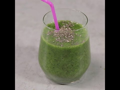 Green Smoothie with Almond Milk