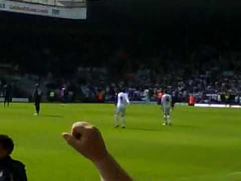 LEEDS VS NORTHAMPTON SCUM 3-0 EASY EASY