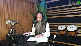 מדברים מרבי נחמן מברסלב   העדשה של המח   מעשה מחכם ותם (הרב מאור קריו) - התמונה מוצגת ישירות מתוך אתר האינטרנט יוטיוב. זכויות היוצרים בתמונה שייכות ליוצרה. קישור קרדיט למקור התוכן נמצא בתוך דף הסרטון