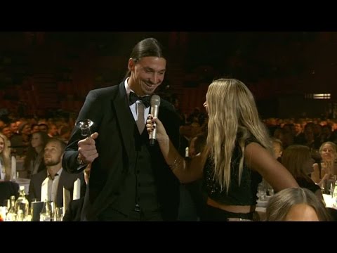 Zlatan får en tuta som Zengin inte kan sluta att tuta med - TV4 Sport