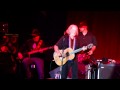 Willie Nelson in Berlin - Healing Hands Of Time + We Don't Run