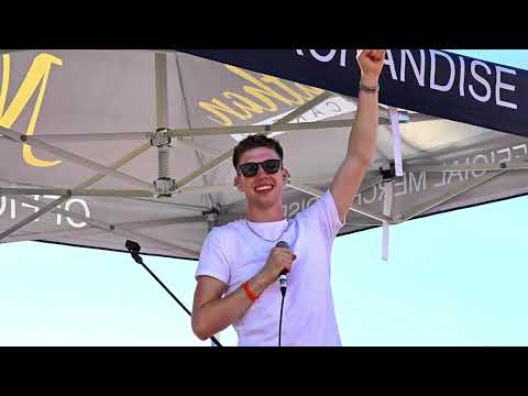 Carter an der Costa 2025 – Gavin Gribben singt Pub Crawl und die Gewinner der Poolspiele