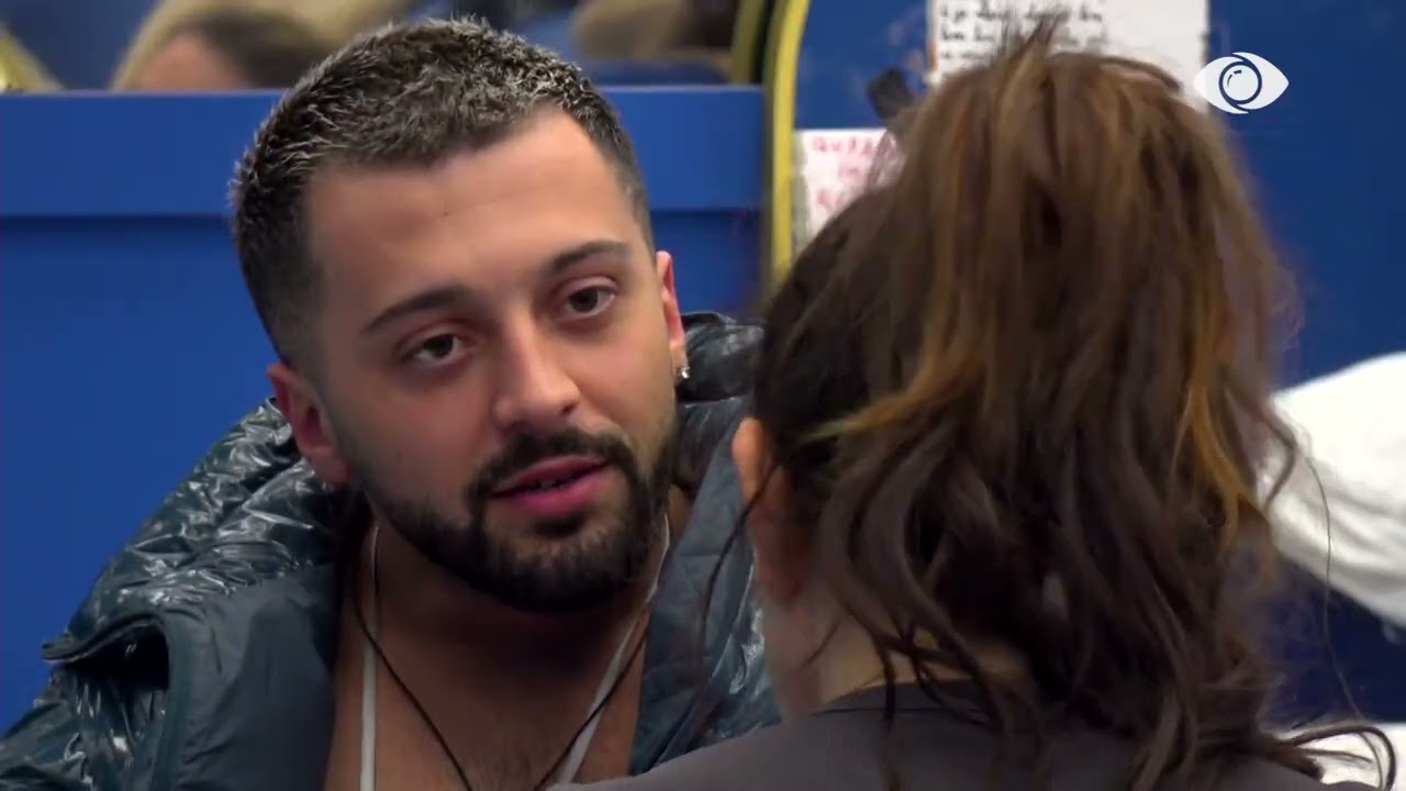 “Mos e përdor vajzën…”/ Rozana-Gjestit: Për mua zgjidhi të dyja, nuk duhet të të mashtrojë zemra!