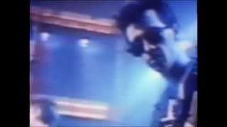 The Smiths - Sheila Take A Bow