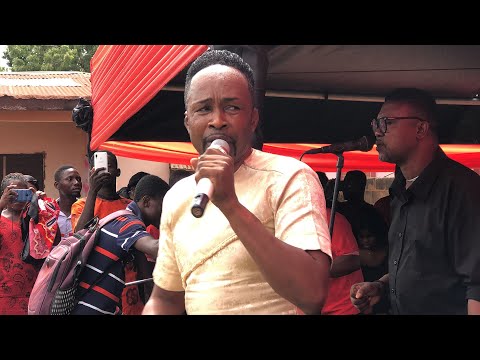 Tabitakum Man Nicholas Omane Acheampong Performs His Hit Song Aposor At Kwadwo Akwaboah's One Week