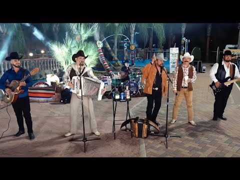 Intrusso De Nuevo Leon x Cadetes De Linares El Ultimo Batallón - Popurrí Cadetes (En Vivo)