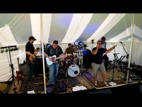 Main Stage Winkfest 2017 08 26 JIYA