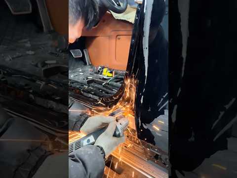 Thumbnail for Crashed Aito M9 Restoration! by AITO M9