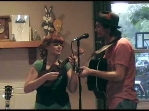JSeger (with Emily Easterly) - City Love is Strange (live House Concert 2008)