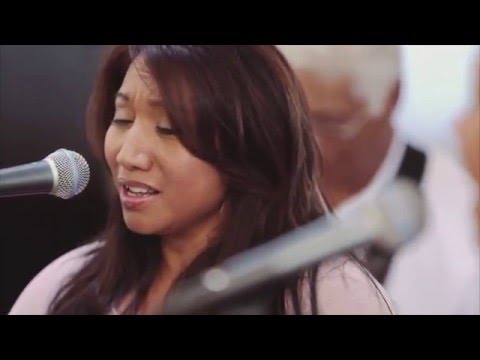 Kulike - Waiulu (HiSessions.com Acoustic Live!)