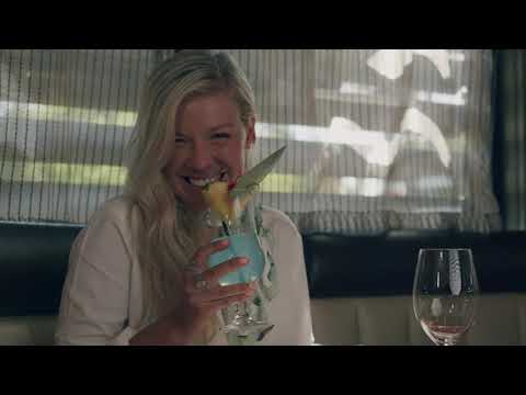 Claire Wright - "Airport Bar" (Official Music Video)