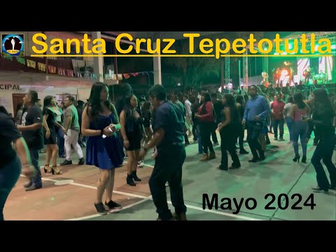 Baile en Honor a La Santa Cruz, Santa Cruz Tepetotutla, Usila, Oaxaca. Mayo 2024