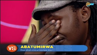 Download lagu Umunyarwenya Rusine bamubajije ku muryango we araturika ararira mp3