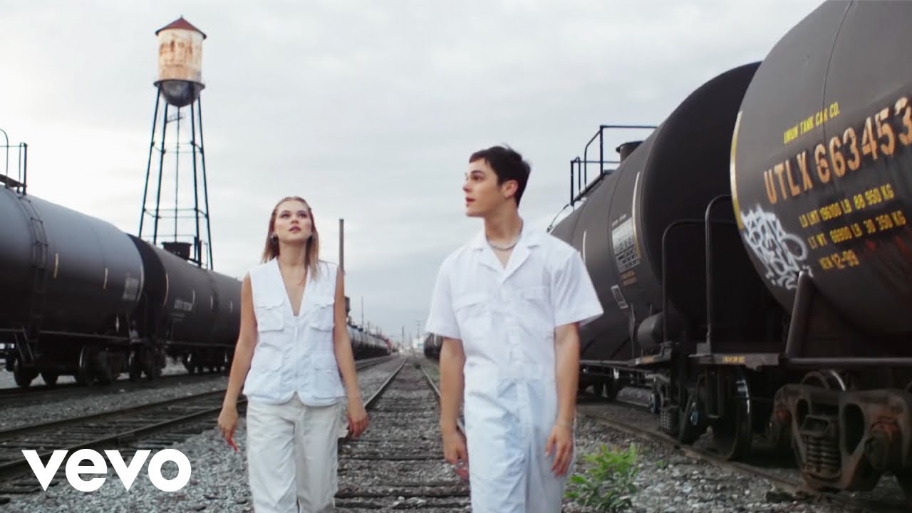 AJ Mitchell — Talk So Much