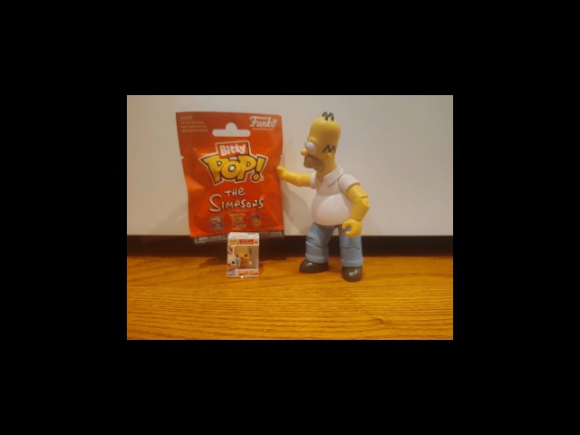 Vídeo relacionado con Funko Bitty Pop! 4 Pack: The Simpsons - Bart, Mr. Burns, Krusty The Clown, Mystery Mini Figure - 1 in 6 Chance of Receiving The Rare Chase Variant - Styles May Vary - 0,9 Pulgadas (2,2 cm)