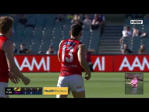 Norwood's Billy Cootee snaps a beauty - Prelim Final Hostplus SANFL Snapshot