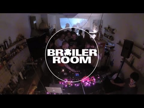 BROILER ROOM meets MARKUS WELBY at KITCHEN112
