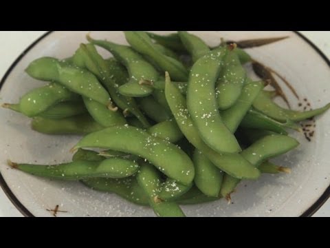How To Make Edamame (Soybeans in the pod)