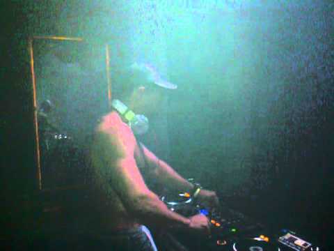 DJ Alê Amaral - San Sebastian Salvador - Blessed 14/01/2012