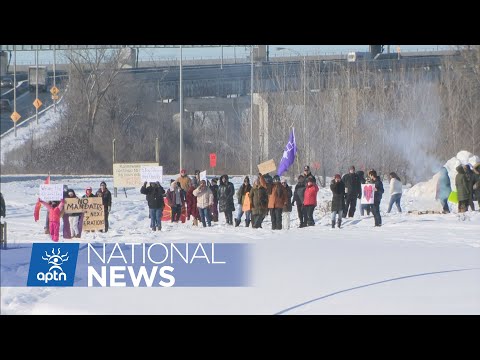 All eyes are on Ottawa as long-haul truckers make their way toward the nation’s capital | APTN News