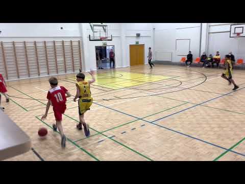 12.12.2021 minipojat Muurame - HoNsU Red