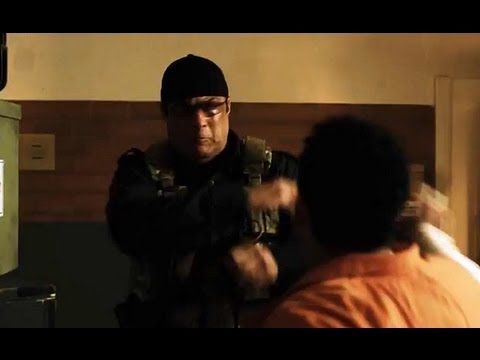 STEVEN SEGAL BEATS UP EDDIE MURPHY AND VIN DIESAL!!!!!!