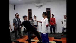 Download lagu BELAJAR ILMU TENAGA DALAM TINGKAT TINGGI DI BATAM (SENI DIRI HQQ) mp3 Download lagu BELAJAR ILMU TENAGA DALAM TINGKAT TINGGI DI BATAM (SENI DIRI HQQ) mp3