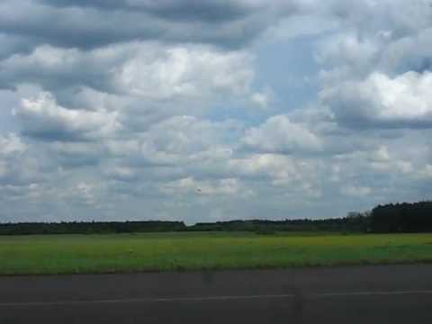 Extraa 200 D-EEMT crosswing landing