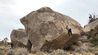 Video thumbnail of Bubblebutt, V4. Joshua Tree