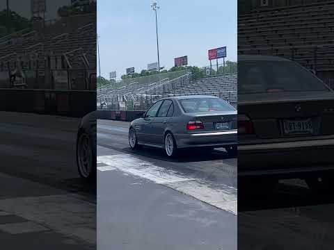 600hp BMW M54 E39 putting in work at the drag strip on low boost