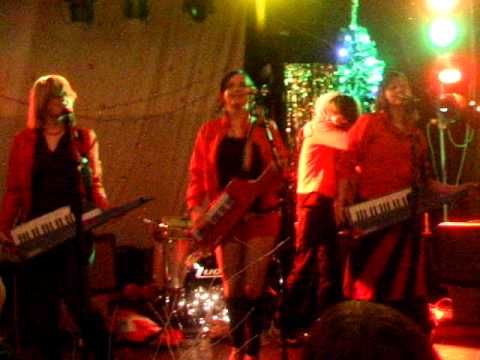 Keytarded - Last Christmas (Live at 93 Feet East, London)