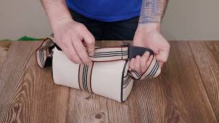 Цікава сумка для жінок з акцентом посередині із натуральної шкіри Vintage 22361 біла
