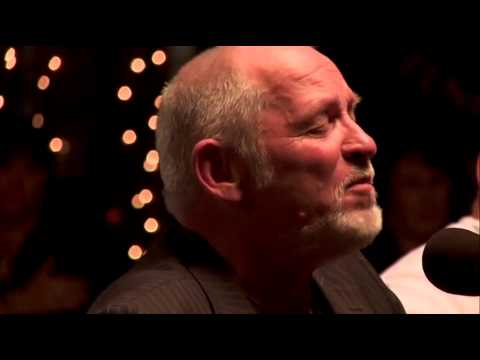 download lagu mp3 mp4 Eric Bogle, download lagu Eric Bogle gratis, unduh video klip Eric Bogle