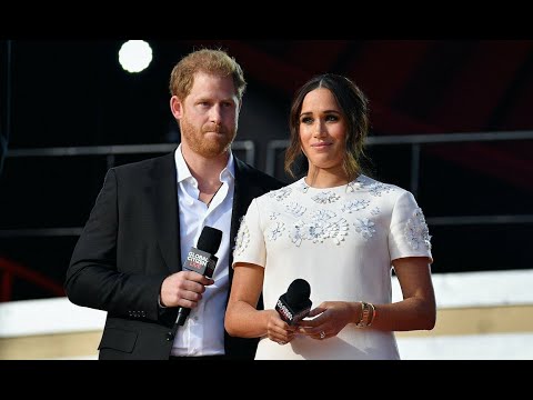 Allt har mystiskt raderats! Här är försvunna festbilderna på Harry och Meghan