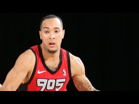 Davion Berry pours in 29 PTS vs. Charge