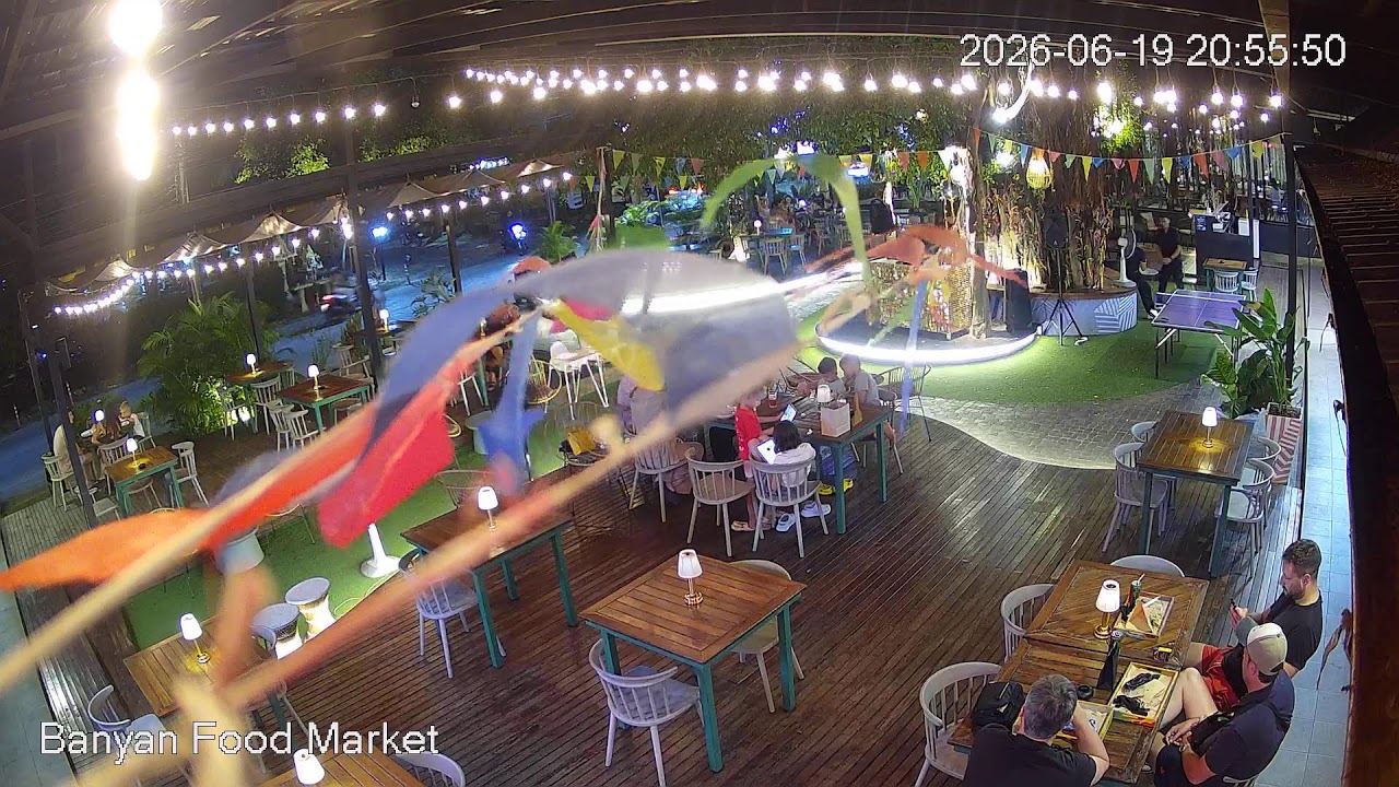 Live webcam view of Banyan Food Market, Koh Samui