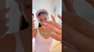 Download lagu Texting 💬📲 With Long NAILS 💅 Is Another Kind Of Beast!! 🥸 mp3