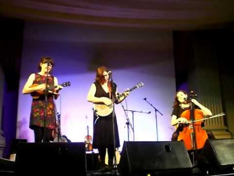 The Mae Trio - The Boat (Celtic Connections 2014)