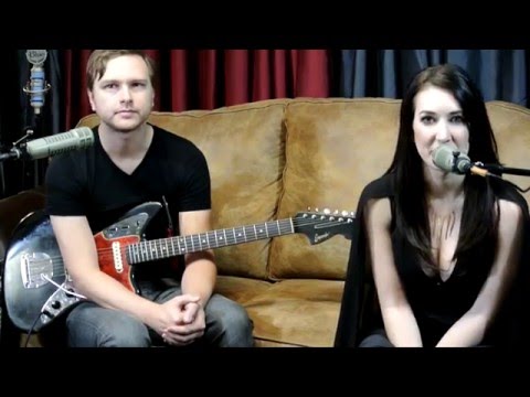 Aubrie Sellers sings "Sit Here and Cry" live on KOKEFM